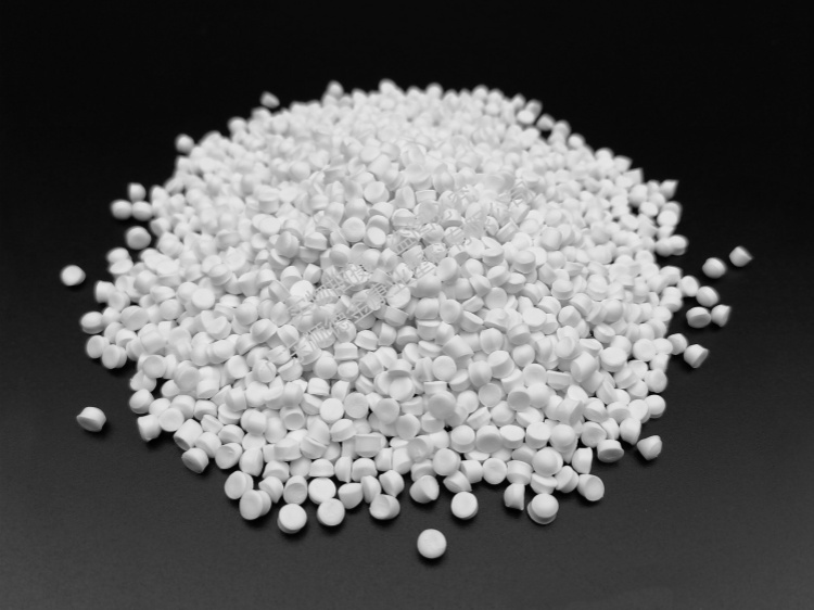 pvc硬質(zhì)顆粒